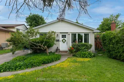 15 Villeneuve Crescent, London East, On N5v 1m7