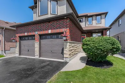 8 Creighton Avenue, Guelph, On N1e 0g8