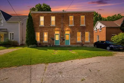 Semi-Detached in Owen Sound