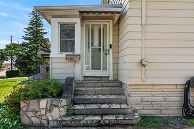 208 CARLTON Street, St. Catharines, ON L2R 1S6