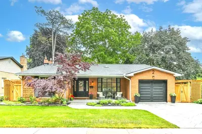 Detached in London South