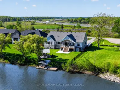 Detached in Fort Erie