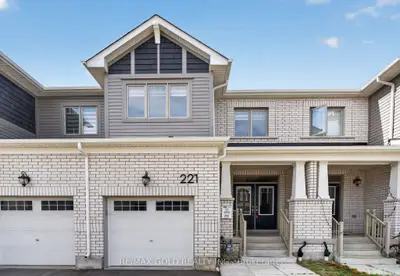 Att/Row/Townhouse in Kitchener
