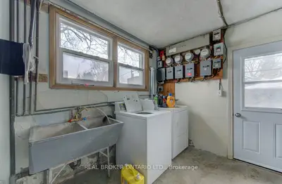 109 Eton Drive, Kitchener, On N2b 1n1