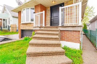 Detached in Hamilton