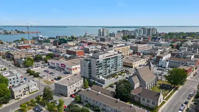 121 Queen Street 813, Kingston, On K7k 0g6