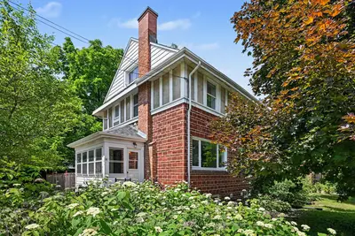 14 Beckwith Street E, Perth, On K7h 1b3