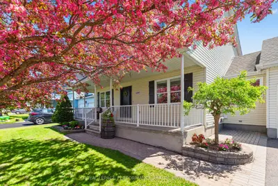 6304 Fernbank Road, Stittsville - Munster - Richmond, On K2s 1x5