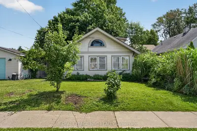 Detached in Fort Erie