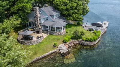 121 Tremont Park Island, Leeds And The Thousand Islands, On K7g 3c9
