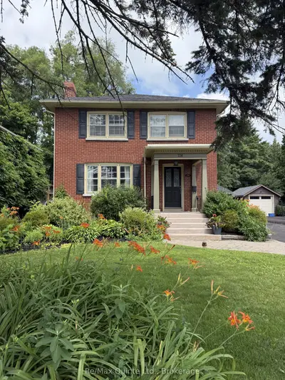 238 Victoria Avenue, Belleville, On K8n 2c5