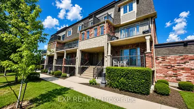Condo Townhouse in Kitchener