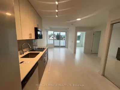 Condo Apartment in Hamilton