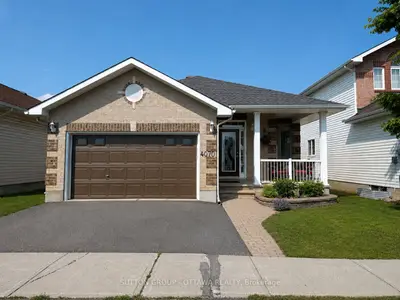 Detached in Blossom Park - Airport and Area