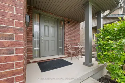 72 Tuliptree Road, Thorold, On L2v 0a5