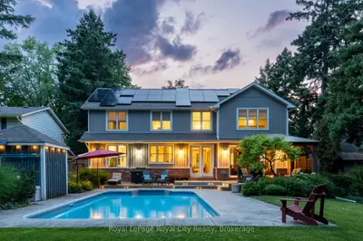 Detached in Waterloo