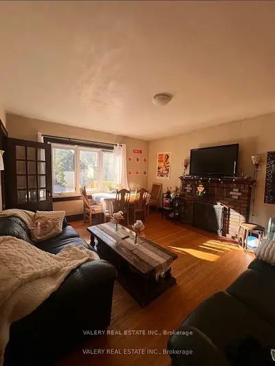317 Victoria Street, Kingston, On K7l 3z2
