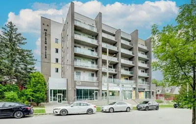 Condo Apartment in Waterloo