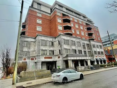 320 Mcleod Street 701, Ottawa Centre, On K2p 1a3