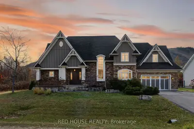 162 Delphi Lane N, Blue Mountains, On N0h 1j0