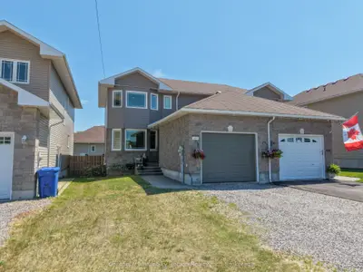 Semi-Detached in North Bay