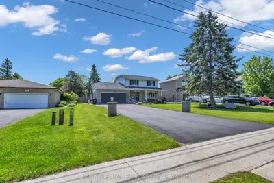 359 Lexington Road, Waterloo, On N2k 2j9