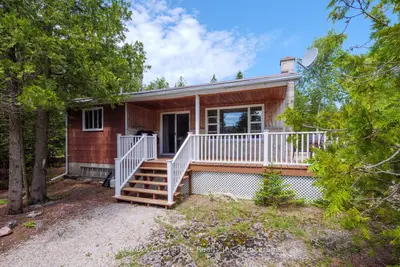 259 Bradley Drive, Northern Bruce Peninsula, On N0h 1z0