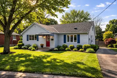 Detached in Kitchener