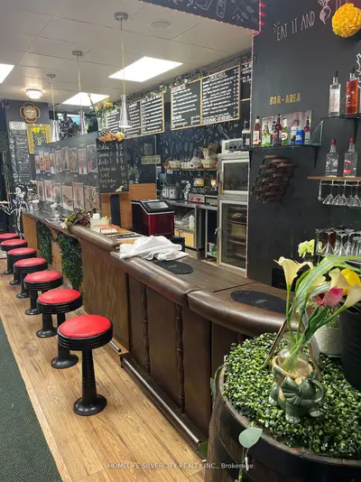 69 Main Street, Cambridge, On N1r 1v6
