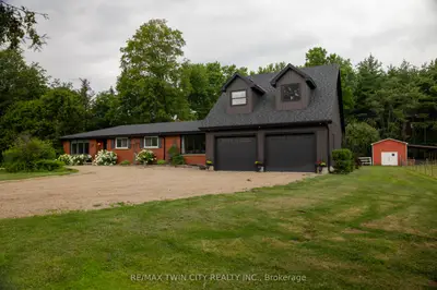 Detached in Brant