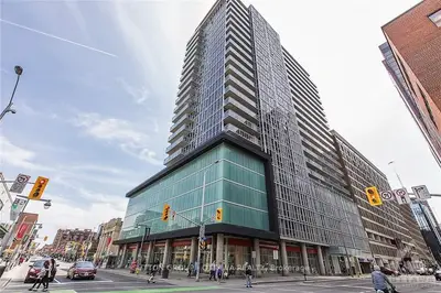 Condo Apartment in Ottawa Centre