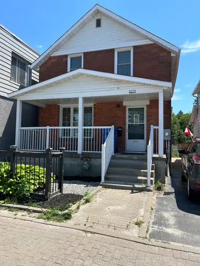 Detached in North Bay