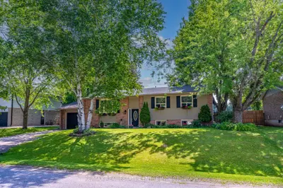 13 Douglas Crescent, Erin, On N0b 1z0