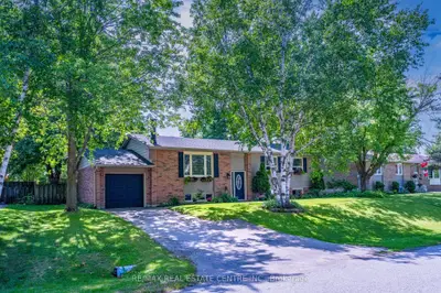 13 Douglas Crescent, Erin, On N0b 1z0