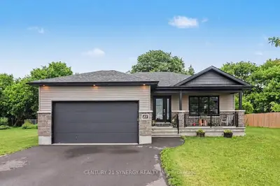 Detached in North Stormont