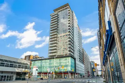 324 Laurier Avenue W 1710, Ottawa Centre, On K1n 6p6