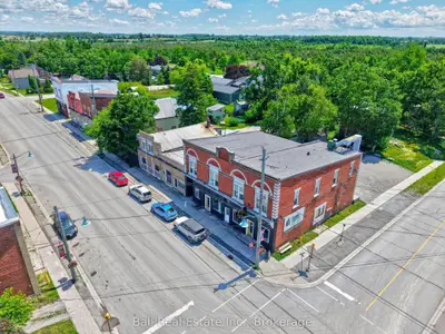 97 King Street, Kawartha Lakes, On K0m 2t0