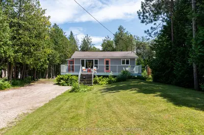 553 Bay Street, South Bruce Peninsula, On N0h 2t0