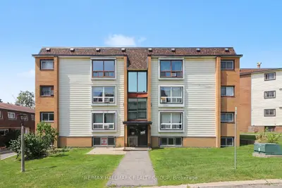 Condo Apartment in Beacon Hill North - South and Area