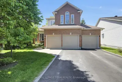 Detached in Barrhaven