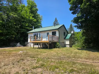2011 North Shore Road, Algonquin Highlands, On K0m 1j1
