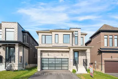 Detached in Woodstock