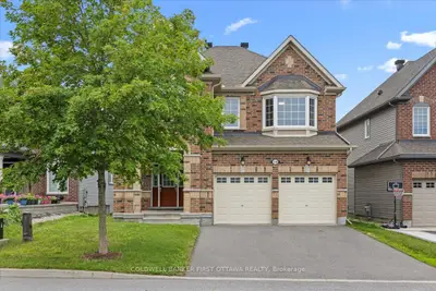 Detached in Barrhaven