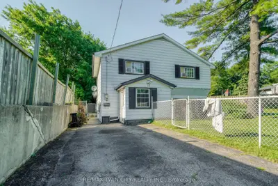 13 Brooklyne Road, Cambridge, On N1r 1c4