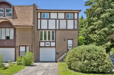 Condo Townhouse in Kitchener