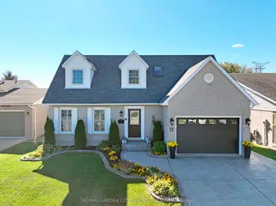 12 Foxhill Crescent, St. Catharines, On L2s 3t9