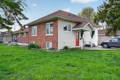 Detached in Gananoque
