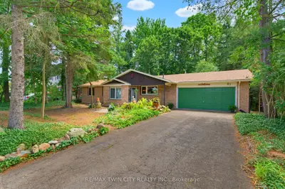 Detached in North Dumfries