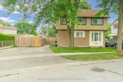 26 Caprice Crescent, London East, On N5v 3m2