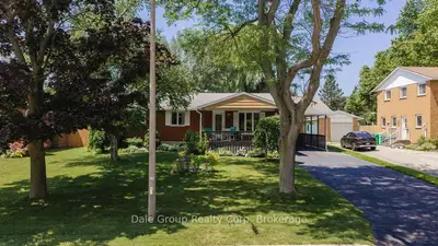 Detached in Goderich